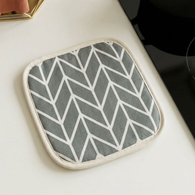 Heat-Resistant Pot Holder – Kitchen Hot Pad